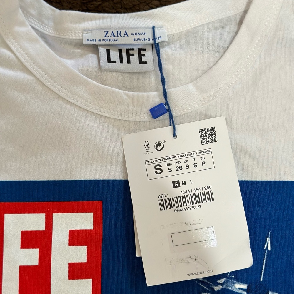 Zara t-shirt - Picture 4 of 5